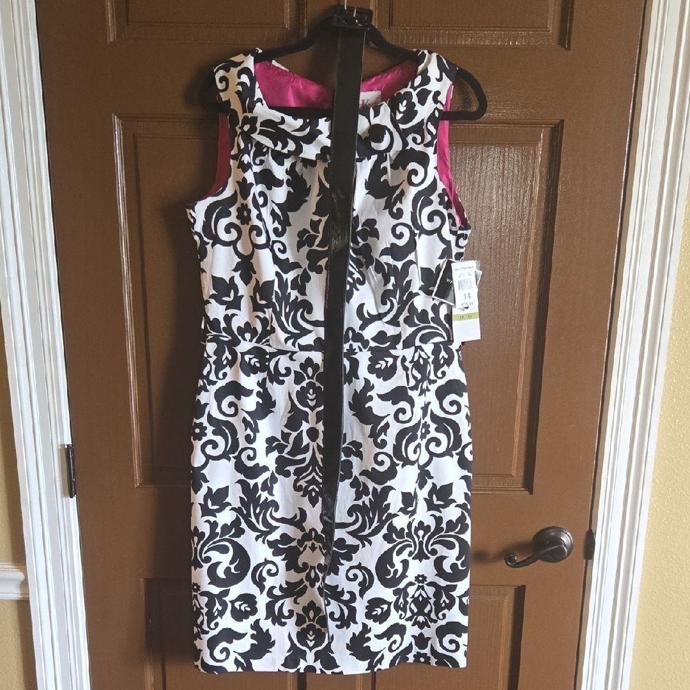 R&K-Blk/white print straight sleeveless dress with peter pan collar Size 14 NWT.